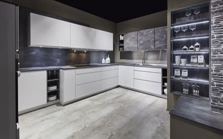 Nobilia SPA Inline Lacquer, Honed Alpine White 2