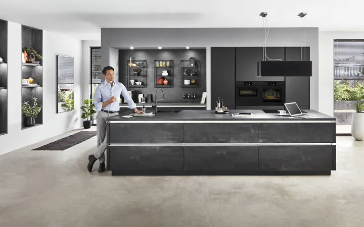 Nobilia SPA Schwarzbeton Nachbildung 1